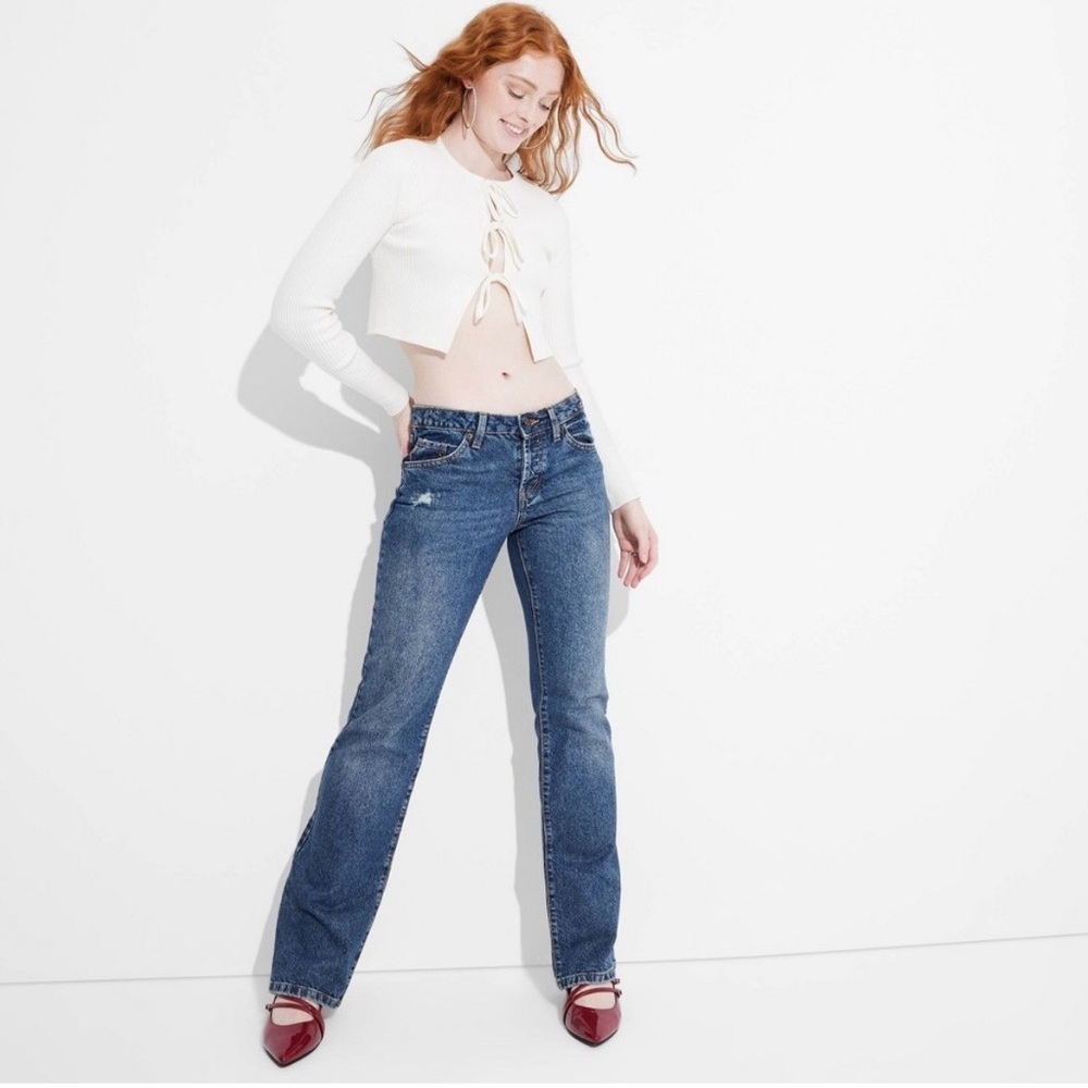 🌸NWT WILD FABLE LOW RISE BOOTCUT JEANS SIZE 2🌸